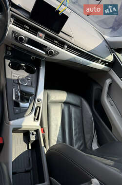 Седан Audi A4 2017 в 