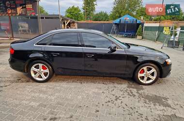 Седан Audi A4 2013 в 