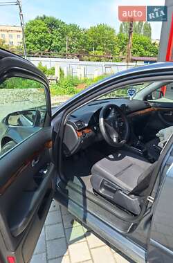 Седан Audi A4 2003 в 
