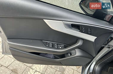 Седан Audi A4 2016 в 