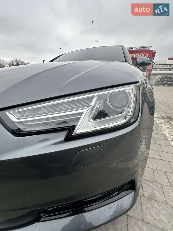 Седан Audi A4 2016 в Тернополі