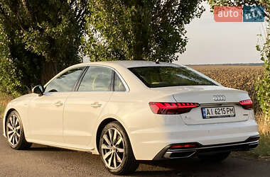Седан Audi A4 2021 в 