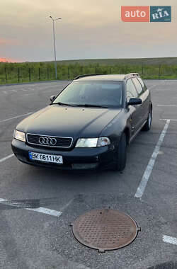 Универсал Audi A4 1997 в 