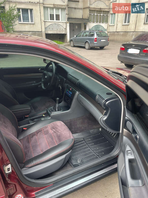 Седан Audi A4 1999 в Хмельницком