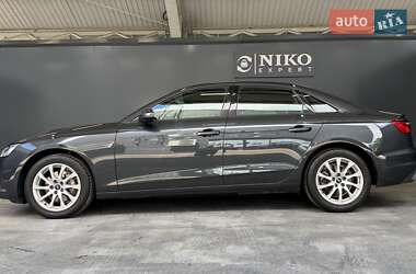 Седан Audi A4 2021 в 