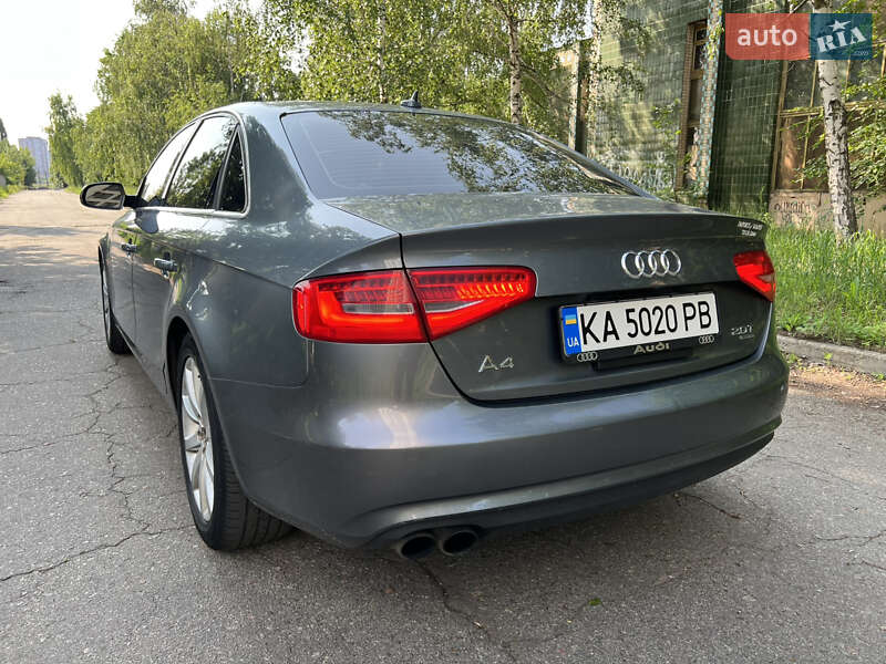 Седан Audi A4 2012 в Києві