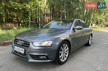 Седан Audi A4 2012 в 