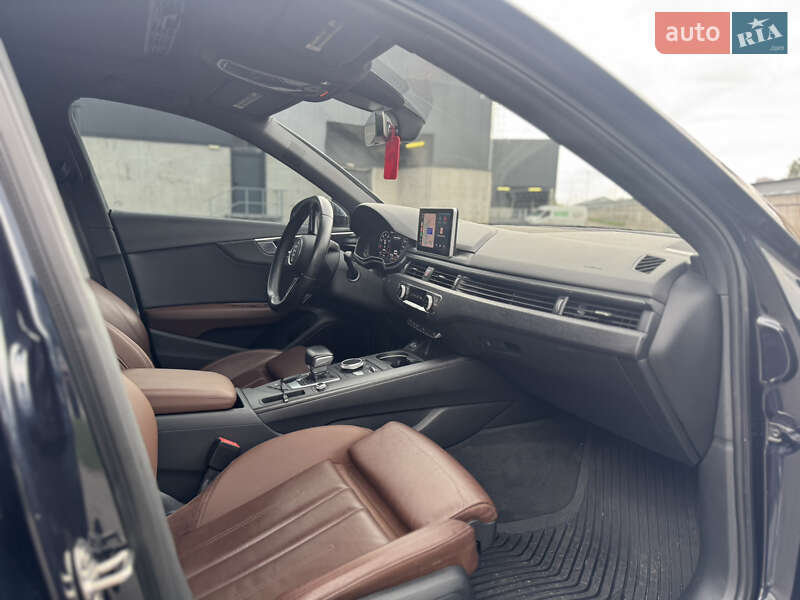 Седан Audi A4 2016 в Киеве
