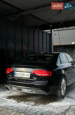 Седан Audi A4 2012 в Шепетовке