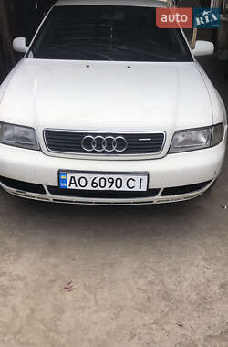 Седан Audi A4 1995 в 