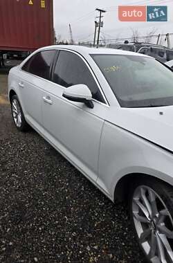 Седан Audi A4 2016 в 