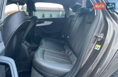 Седан Audi A4 2016 в 