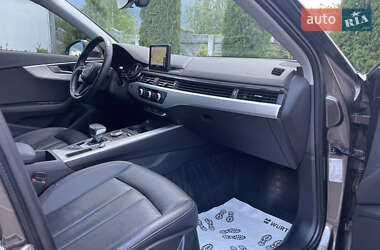 Седан Audi A4 2016 в 