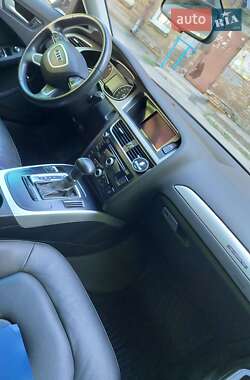 Седан Audi A4 2012 в 