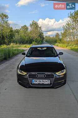 Универсал Audi A4 2012 в 