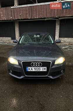 Седан Audi A4 2010 в 