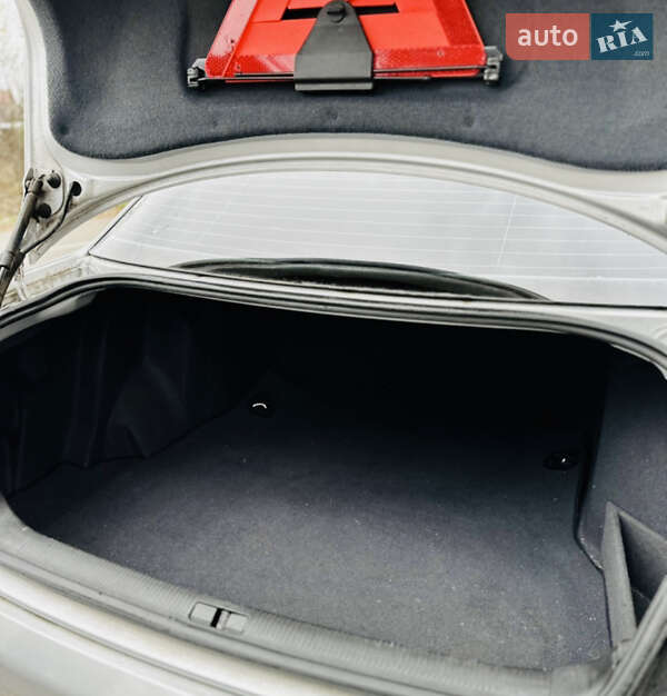 Седан Audi A4 2000 в Виннице