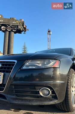 Седан Audi A4 2012 в 