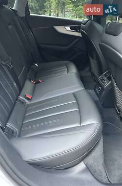 Седан Audi A4 2019 в 