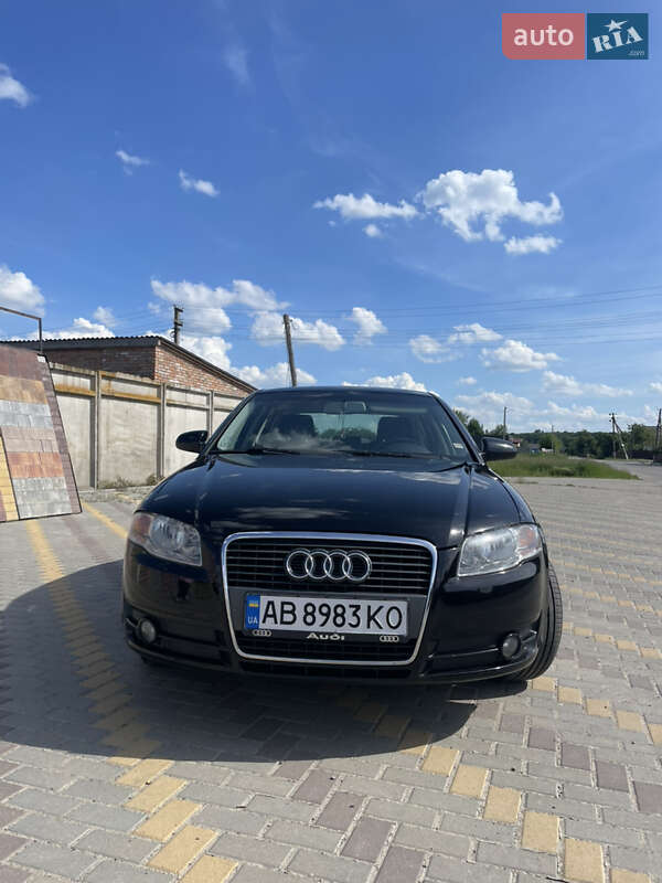 Седан Audi A4 2005 в Ильинцах