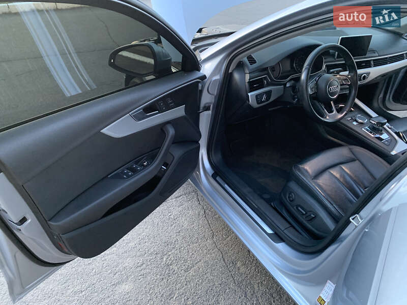 Седан Audi A4 2015 в Кривому Розі