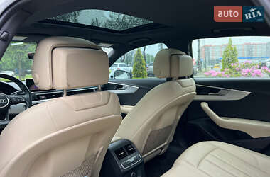 Седан Audi A4 2016 в 