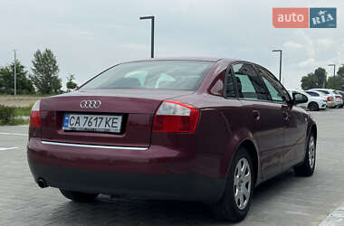 Седан Audi A4 2001 в 
