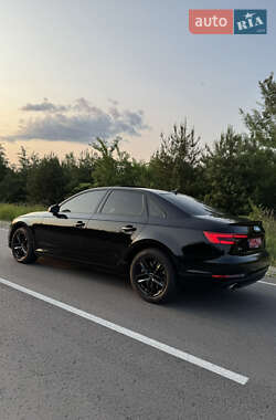 Седан Audi A4 2017 в 