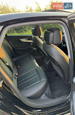 Седан Audi A4 2017 в 