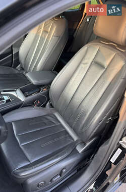 Седан Audi A4 2017 в 