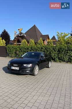 Седан Audi A4 2015 в Стрые
