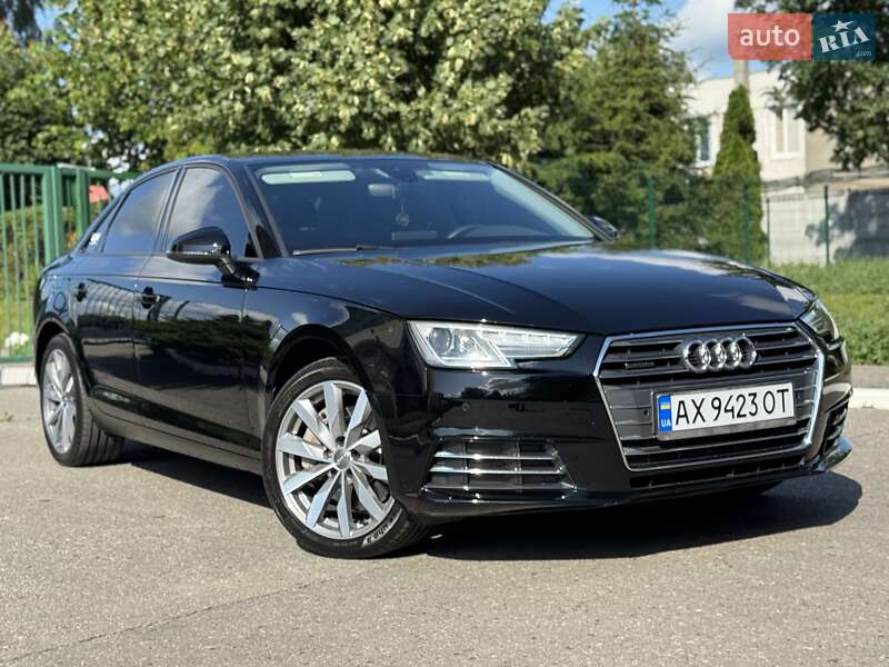 Седан Audi A4 2016 в 