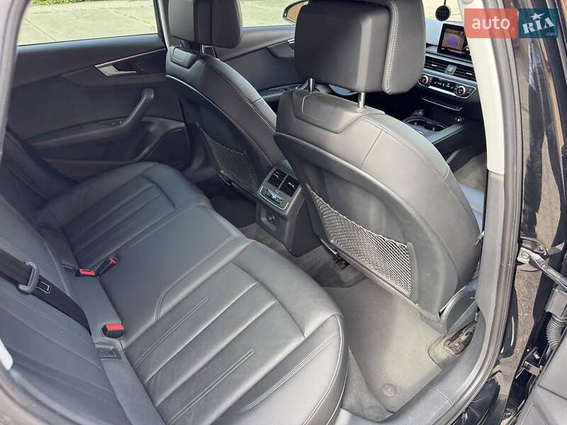 Седан Audi A4 2016 в Харькове