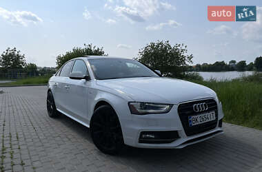 Седан Audi A4 2014 в 