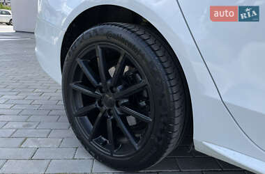 Седан Audi A4 2014 в 