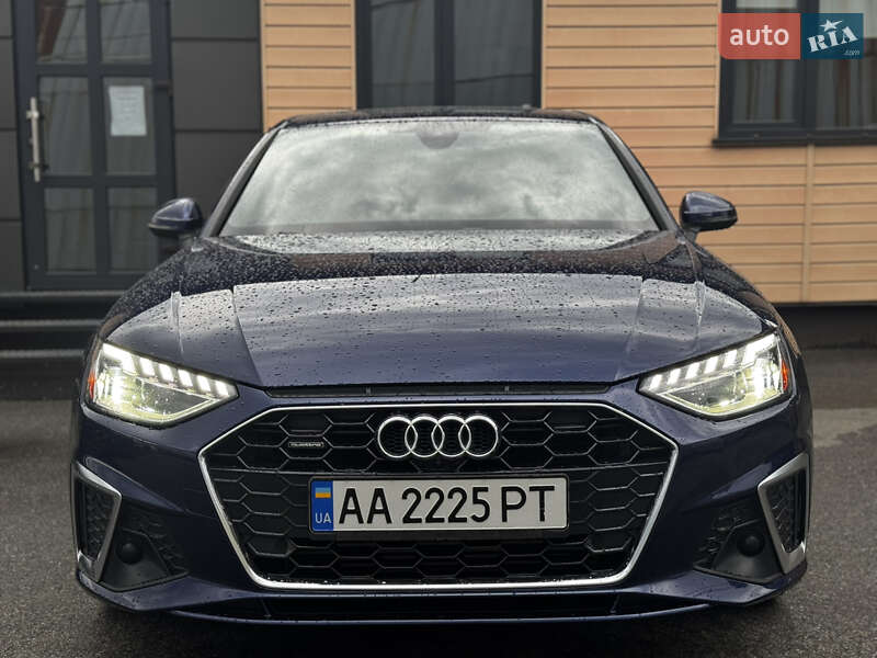 Седан Audi A4 2021 в Києві