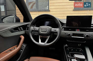 Седан Audi A4 2021 в 