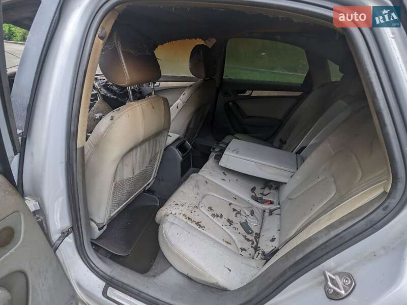 Седан Audi A4 2013 в Києві