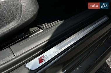 Седан Audi A4 2014 в 