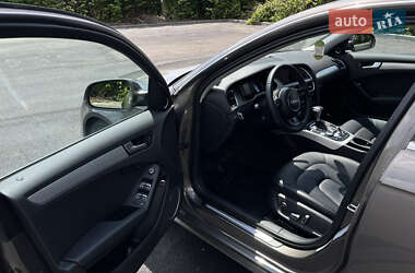 Седан Audi A4 2014 в 