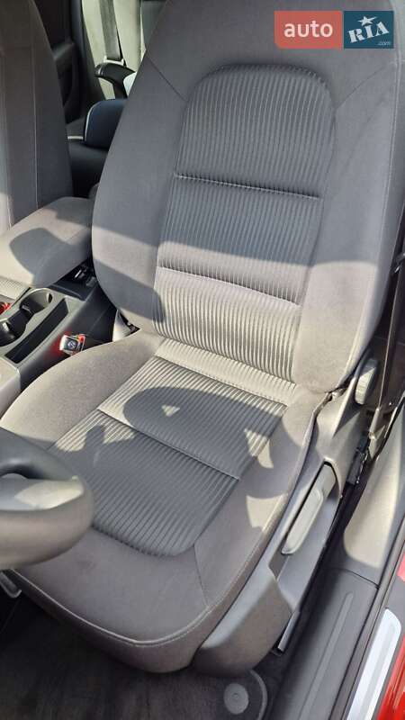 Седан Audi A4 2012 в Черновцах