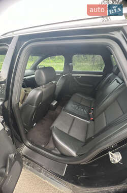 Универсал Audi A4 2002 в 
