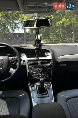 Седан Audi A4 2010 в Запорожье