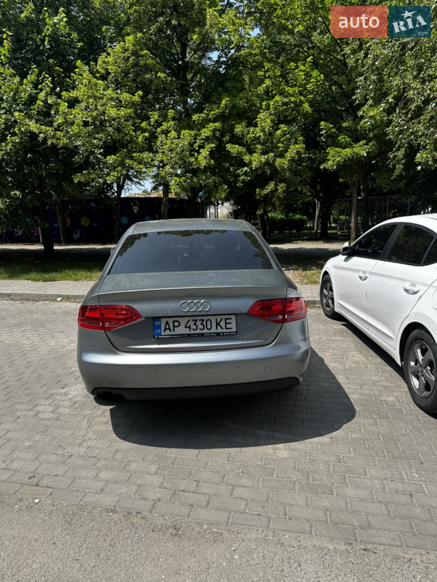 2010 Audi A4 - мініатюра 4