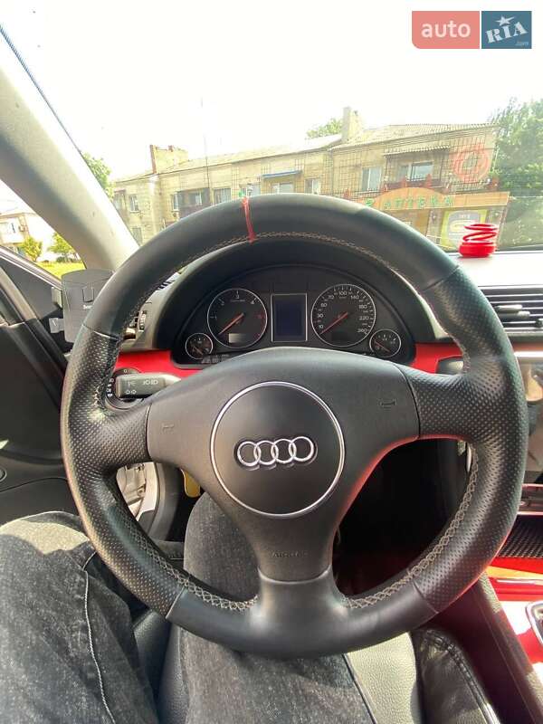 Седан Audi A4 2001 в Ладижині