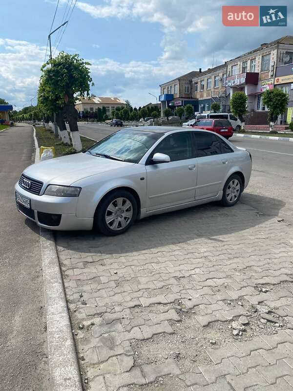 Седан Audi A4 2001 в Ладижині