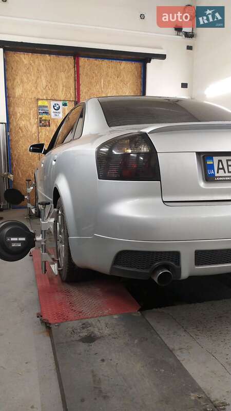 Седан Audi A4 2001 в Ладижині