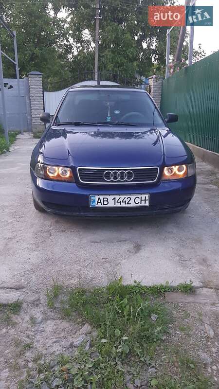 Седан Audi A4 1998 в Жмеринці