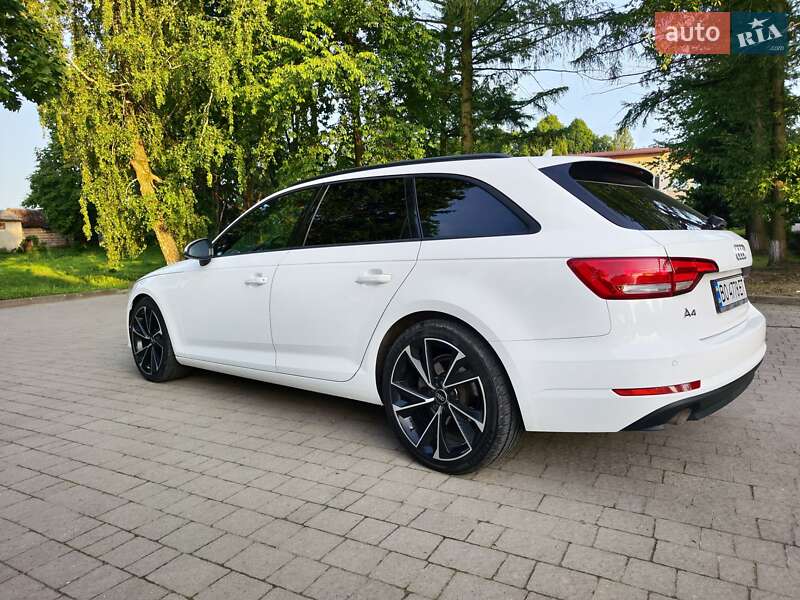 Универсал Audi A4 2016 в Львове