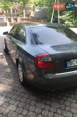 Седан Audi A4 2001 в 